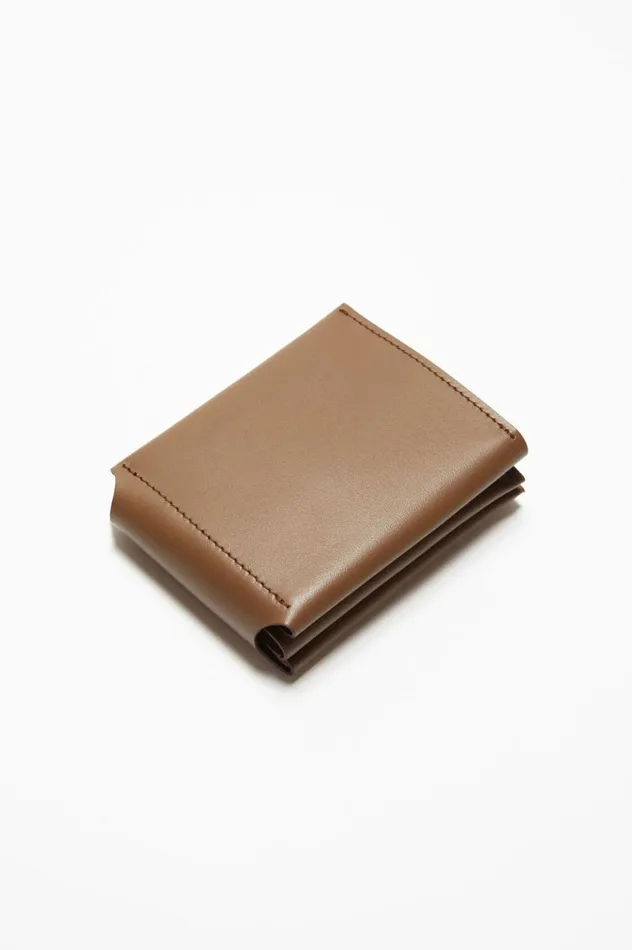 Acne Studios Leather Trifold Wallet Camel Brown Men Small Leather Goods