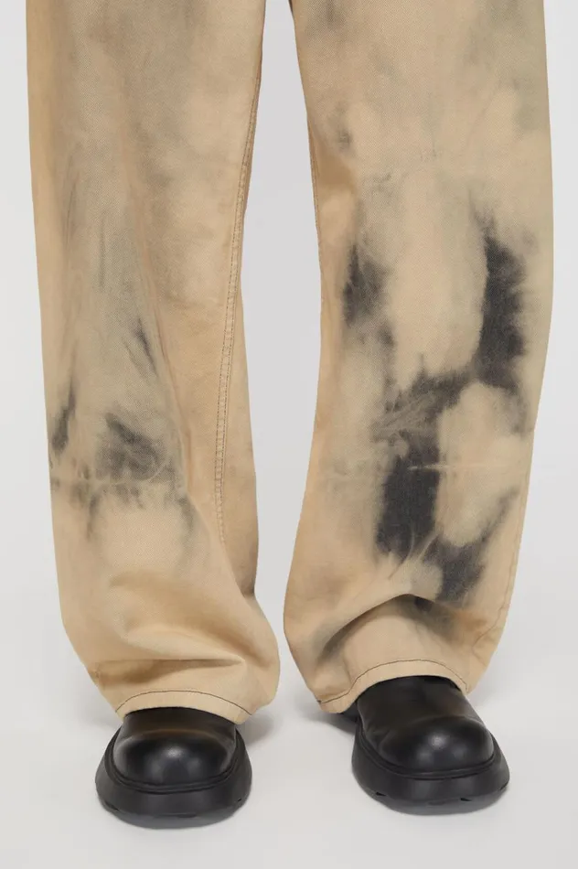 Acne Studios Loose Fit Jeans 8211 1981M Beigeblack Men Jeans
