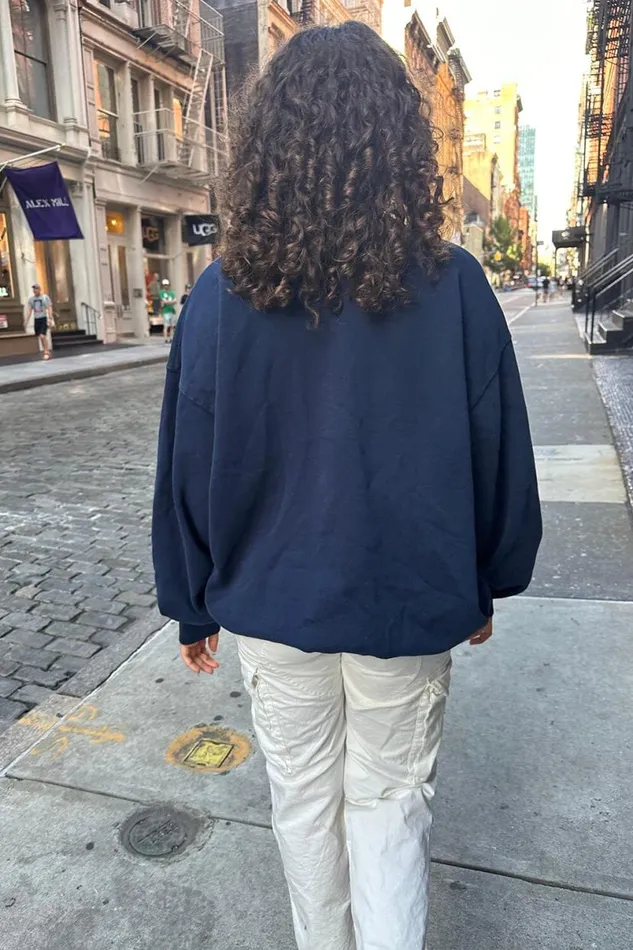 Clothing Erica Switzerland Sweatshirt Brandy Melville SWEATPANTS and SWEATSHIRTS