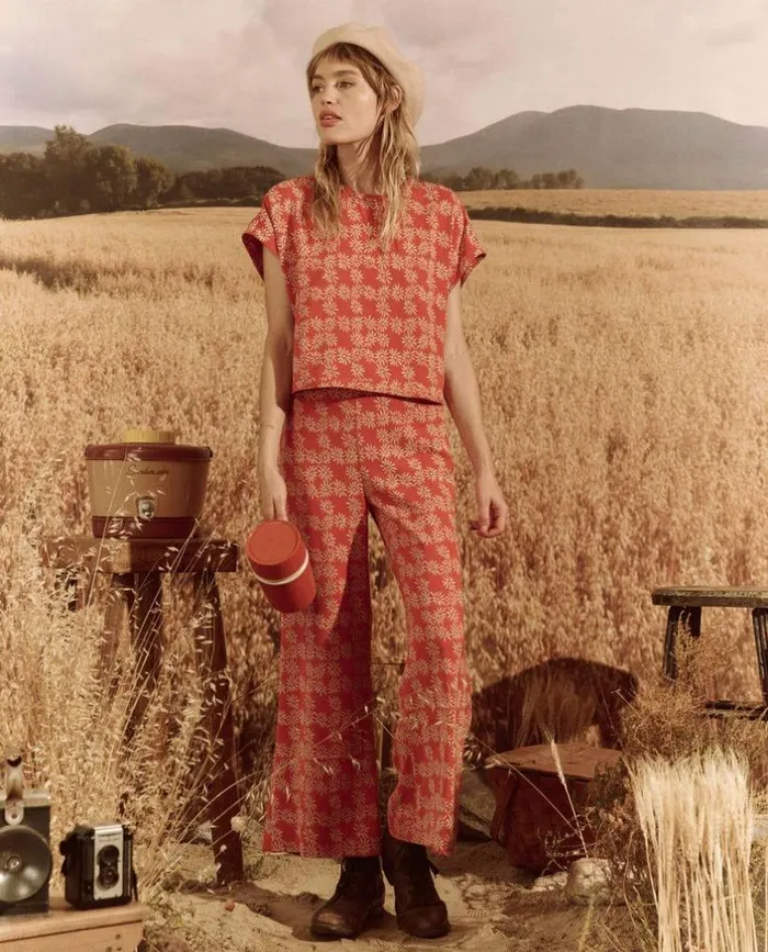 Collection The Great The Dance Pant Desert Red Scattered Daisy