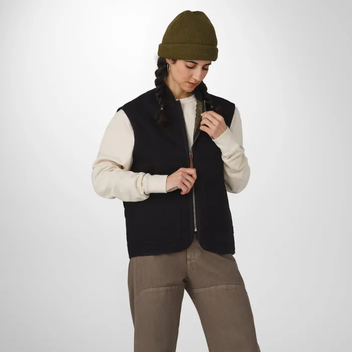 Danner Outerwear Oxbow Primaloft Vest Blackolive 8211 MenWomen Danner Outerwear Oxbow Primaloft Vest Blackolive 8211 MenWomen