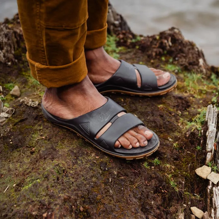 Danner Sandals and Water Shoes Shelter Cove Black 8211 Men Danner Sandals and Water Shoes Shelter Cove Black 8211 Men