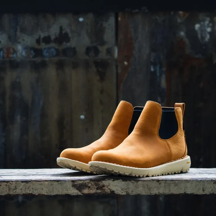 Danner SlipOns and Wellingtons Tramline Chelsea 917 GTX Roasted Pecan 8211 Men Danner SlipOns and Wellingtons Tramline Chelsea 917 GTX Roasted Pecan 8211 Men