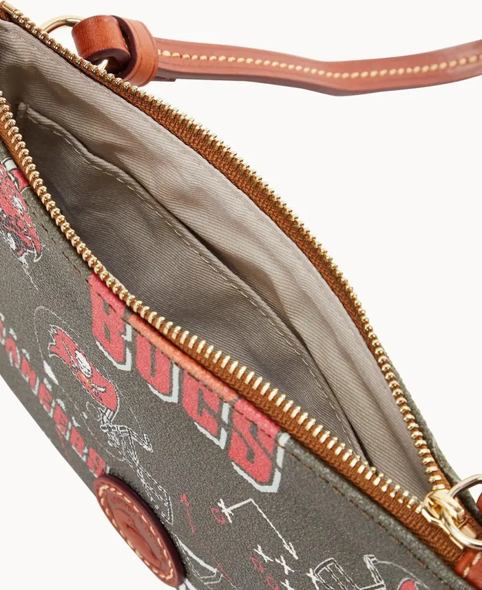 Dooney and Bourke Crossbodies NFL Buccaneers Top Zip Crossbody Buccaneers 8211 WomenMen Dooney and Bourke Crossbodies NFL Buccaneers Top Zip Crossbody Buccaneers 8211 WomenMen