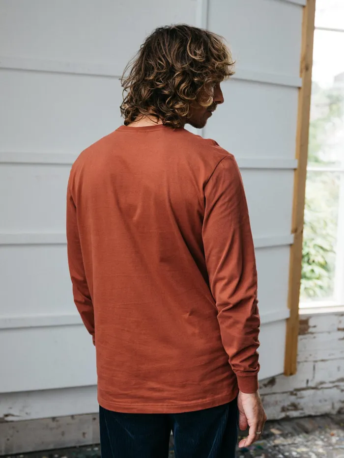 Finisterre TShirts Men Harlyn Logo Long Sleeve TShirt Dark Rosewood