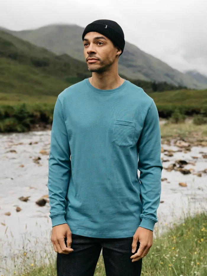 Finisterre TShirts Men Orca Recycled Pocket Long Sleeve TShirt Ocean Storm