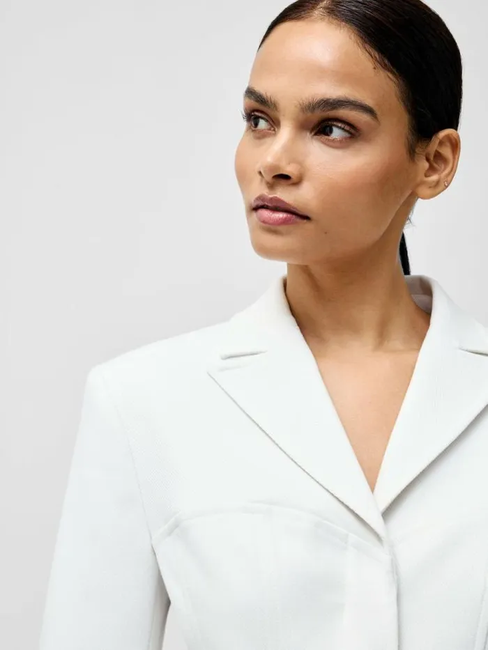 French Connection Cannes Twill Fitted Blazer Summer White Women Coats and Jackets