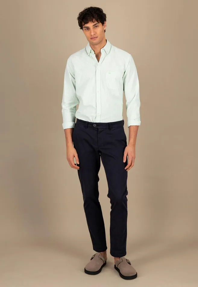 FYNCHHATTON Shirt In The Filigree Strip Look And Buttondown Collar Poppy Rednavyturf Green Men Shirts