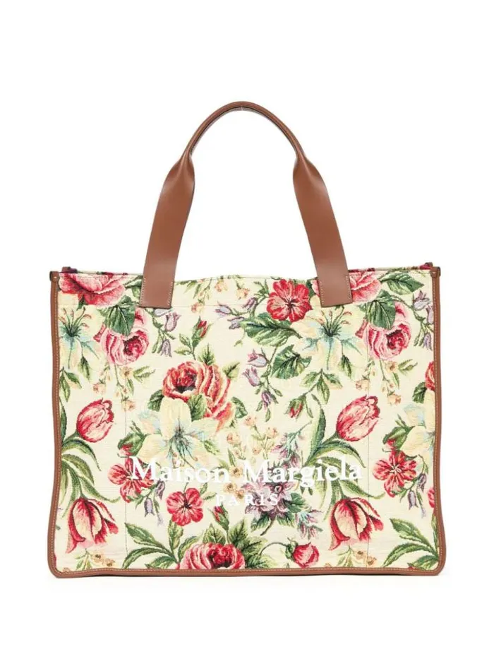 Henrik Vibskov Boutique Shopper Tote Bag 8211 Ivory Floral Chestnut Women Handbags Henrik Vibskov Boutique Shopper Tote Bag 8211 Ivory Floral Chestnut Women Handbags