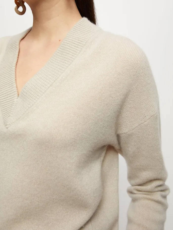 Jigsaw Knitwear and Cashmere Women Cloud Cashmere V Neck Jumper Cream