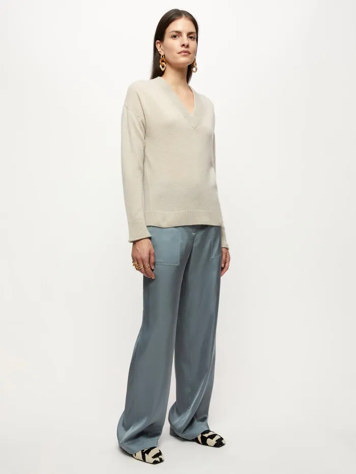Jigsaw Knitwear and Cashmere Women Cloud Cashmere V Neck Jumper Cream
