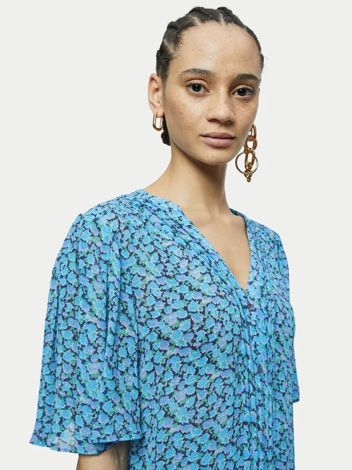 Jigsaw Tops Women Hydrangea Crinkle Top Blue