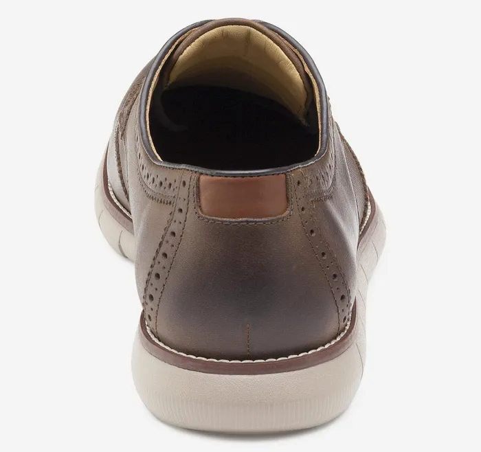 Johnston and Murphy Holden Embossed Wingtip Brown Oiled Full Grain Men LaceUps Johnston and Murphy Holden Embossed Wingtip Brown Oiled Full Grain Men LaceUps