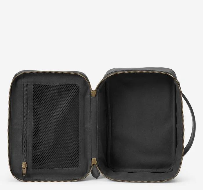 Johnston and Murphy Rhodes Travel Kit Black Full Grain Men Travel Accessories Johnston and Murphy Rhodes Travel Kit Black Full Grain Men Travel Accessories