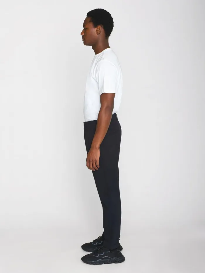 KnowledgeCotton Apparel Pants CHUCK Regular Twill Chino Pants Black Jet 8211 Men KnowledgeCotton Apparel Pants CHUCK Regular Twill Chino Pants Black Jet 8211 Men
