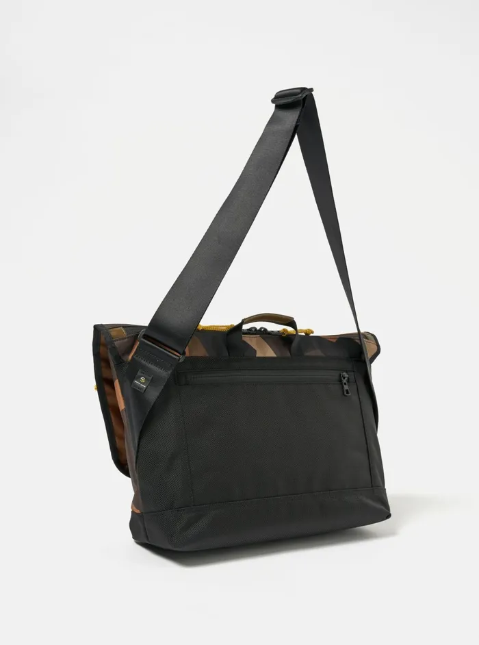 Masterpiece X Courier Bag In Camo Recycled Tech Canva Men Universal Works Bags