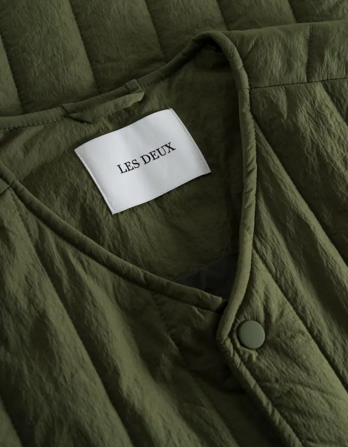 Men Martin Vest 8211 Chive Green Les Deux JacketsCoats