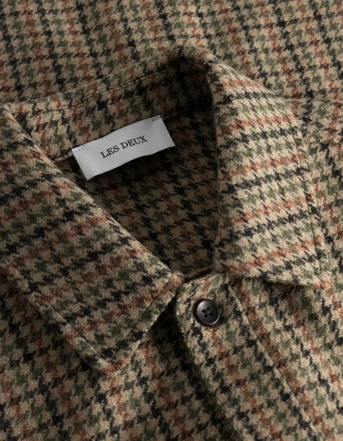 Men Milian Houndstooth Overshirt 20 8211 Warm SandBlack Les Deux ShirtsOvershirts