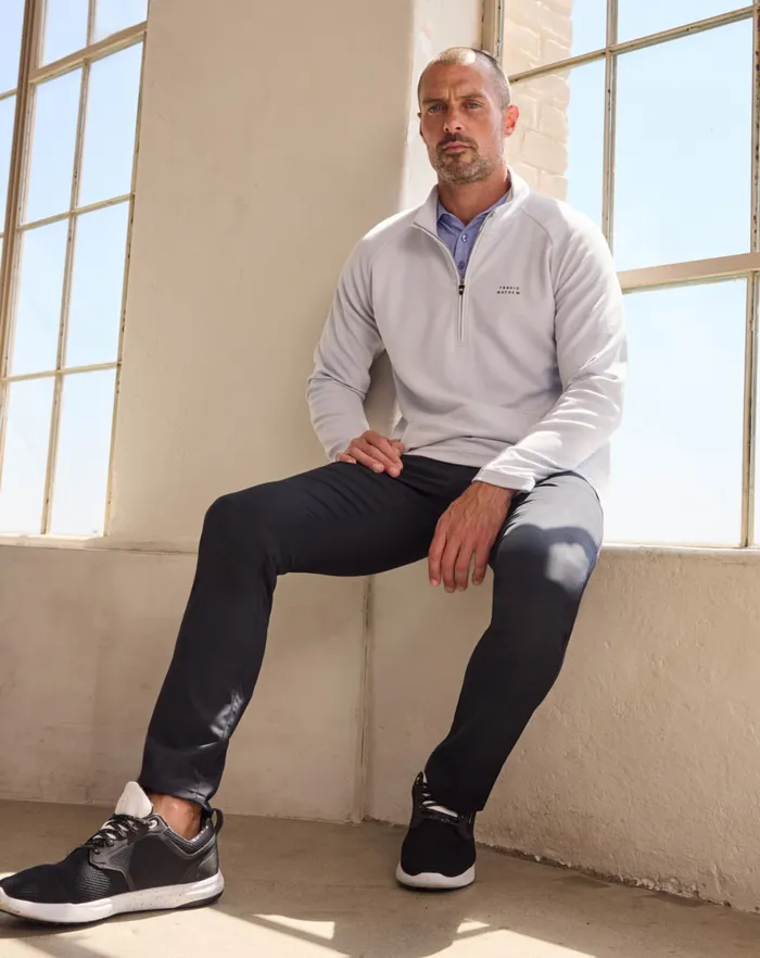 Men Quarter Zips TravisMathew PERFORMANCE WAFFLE QUARTER ZIP Heather Light Grey Men Quarter Zips TravisMathew PERFORMANCE WAFFLE QUARTER ZIP Heather Light Grey