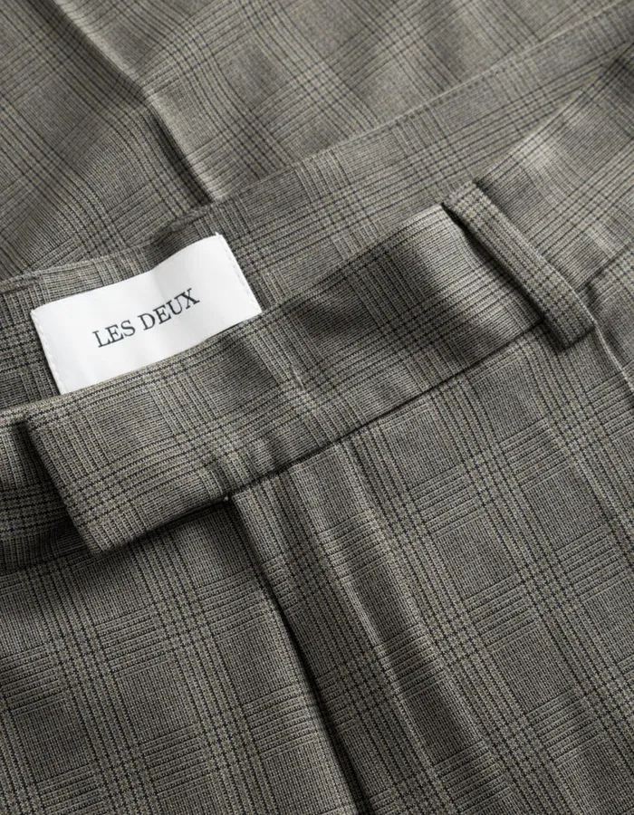 Men Reece Pleated Suit Pants 8211 GreyBlack Check Les Deux Pants Men Reece Pleated Suit Pants 8211 GreyBlack Check Les Deux Pants