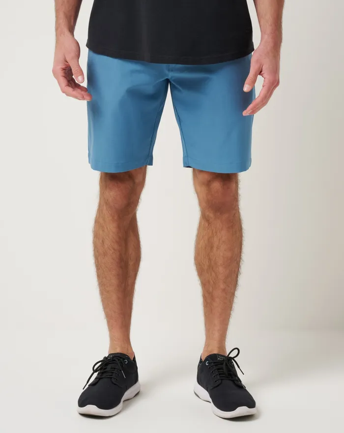 Men Shorts TravisMathew WANDERLUST SHORT 9IN Copen Blue