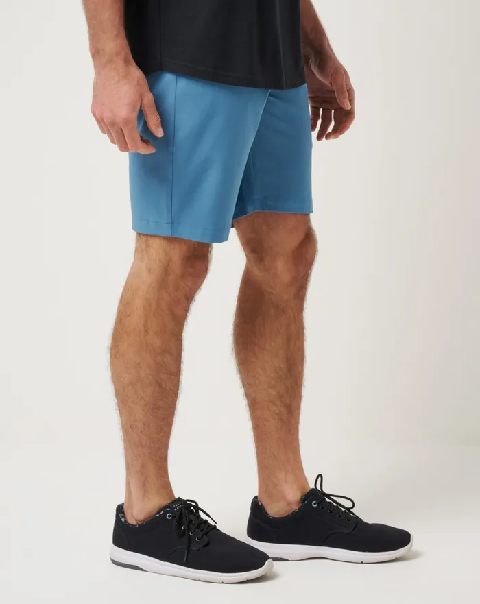 Men Shorts TravisMathew WANDERLUST SHORT 9IN Copen Blue