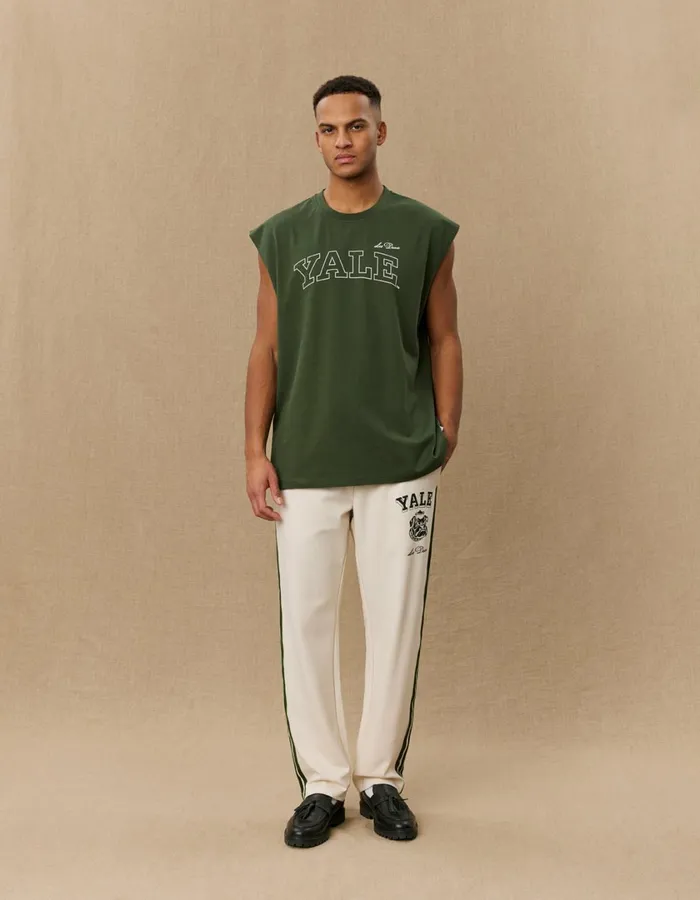 Men Yale Sleeveless TShirt 8211 Duffel Bag GreenIvory Les Deux Tshirts