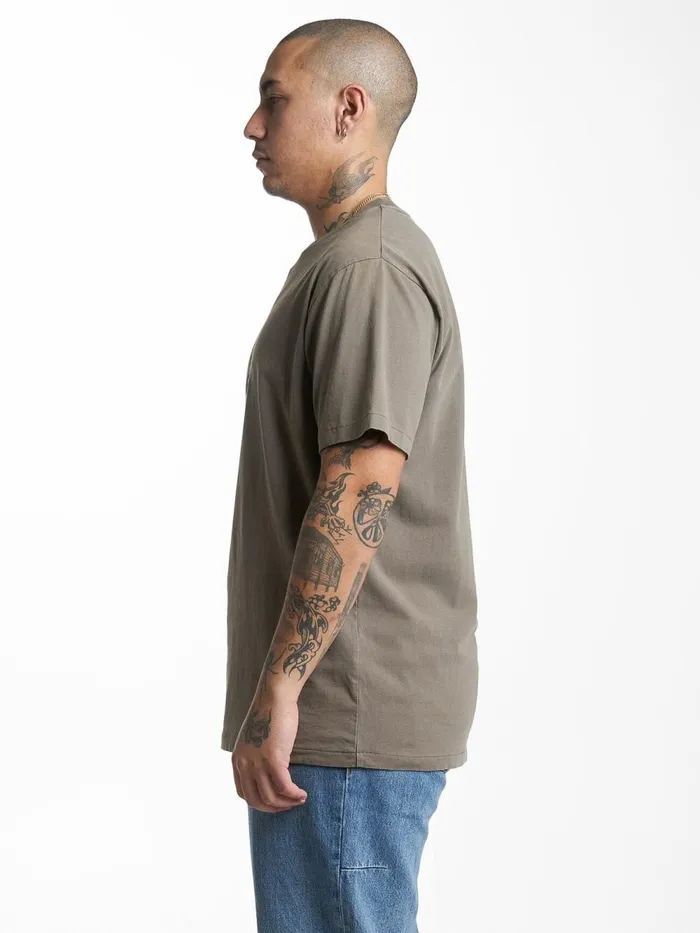 Mens Lurker Merch Fit Tee Tarmac Thrills Tees and Tank Tops