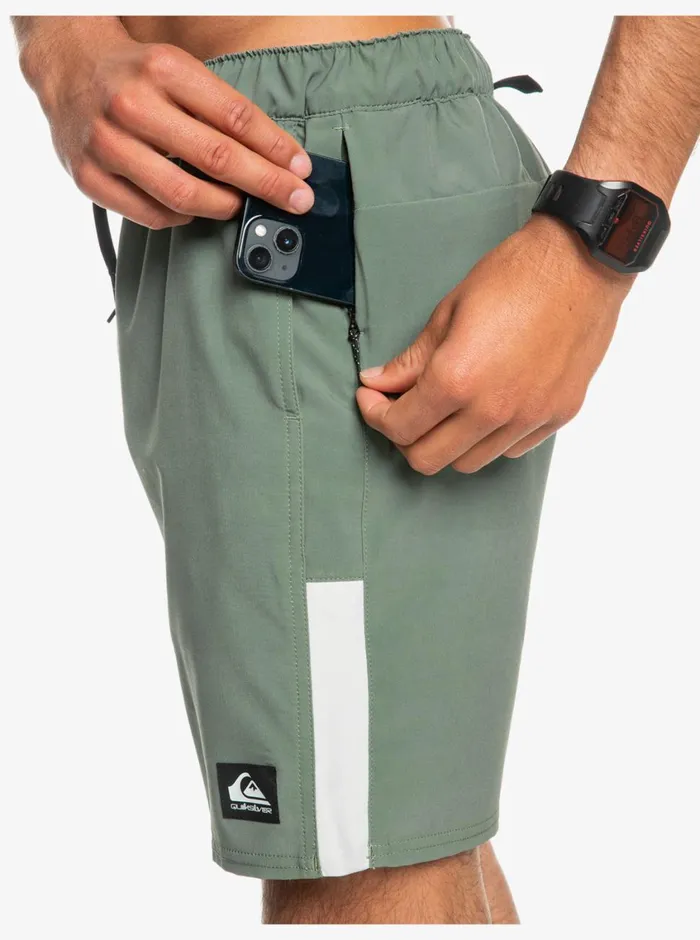 Quiksilver Omni 17034 Training Shorts Laurel Wreath Mens Shorts and Amphibians Quiksilver Omni 17034 Training Shorts Laurel Wreath Mens Shorts and Amphibians