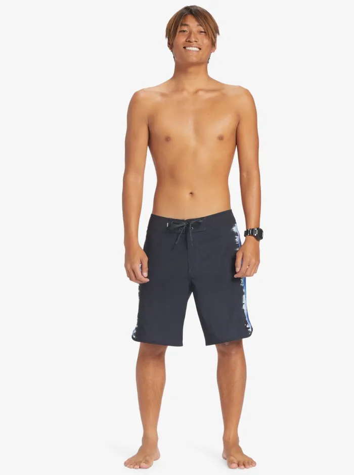Quiksilver Surfsilk Scallop 19034 Boardshorts Black Mens Shorts and Amphibians Quiksilver Surfsilk Scallop 19034 Boardshorts Black Mens Shorts and Amphibians