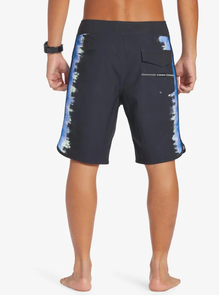 Quiksilver Surfsilk Scallop 19034 Boardshorts Black Mens Shorts and Amphibians Quiksilver Surfsilk Scallop 19034 Boardshorts Black Mens Shorts and Amphibians