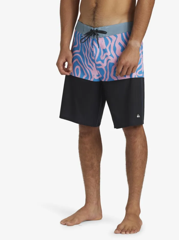 Quiksilver Surfsilk Straight Leg 19034 Boardshorts Crown Blue Mens Boardshorts Quiksilver Surfsilk Straight Leg 19034 Boardshorts Crown Blue Mens Boardshorts