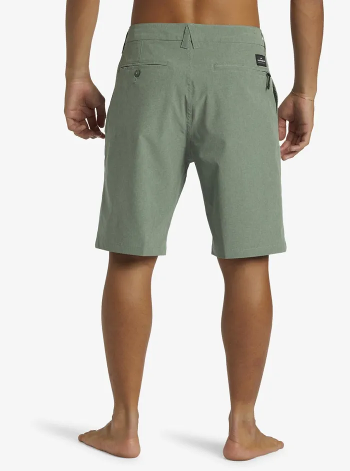 Quiksilver Union Heather 20034 Amphibian Boardshorts For Young Laurel Wreath Mens Shorts and Amphibians Quiksilver Union Heather 20034 Amphibian Boardshorts For Young Laurel Wreath Mens Shorts and Amphibians