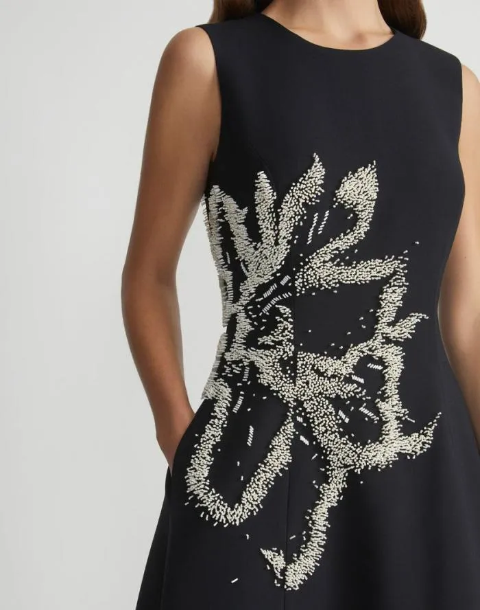 Ready To Wear HandBeaded Rose WoolSilk Crepe Sleeveless Dress Black Lafayette 148 New York Dresses