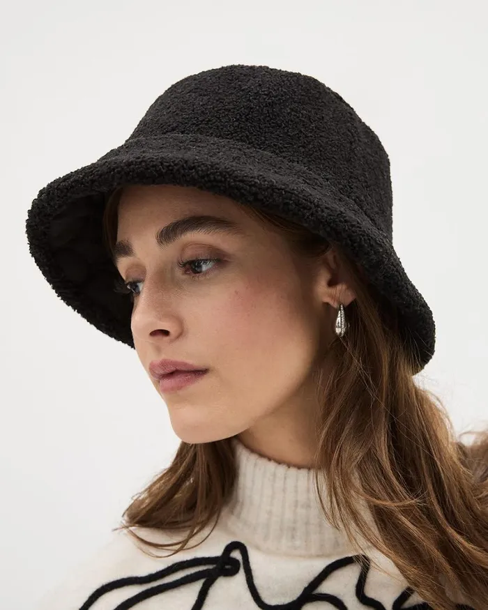RWandCO Hats Gloves and Scarves Reversible Bucket Hat Black 8211 Women RWandCO Hats Gloves and Scarves Reversible Bucket Hat Black 8211 Women