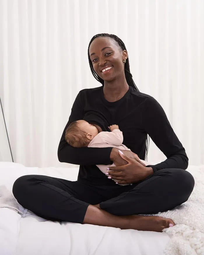RWandCO Nursing LongSleeve Nursing Tee 8211 Thyme Maternity Black 8211 Women RWandCO Nursing LongSleeve Nursing Tee 8211 Thyme Maternity Black 8211 Women
