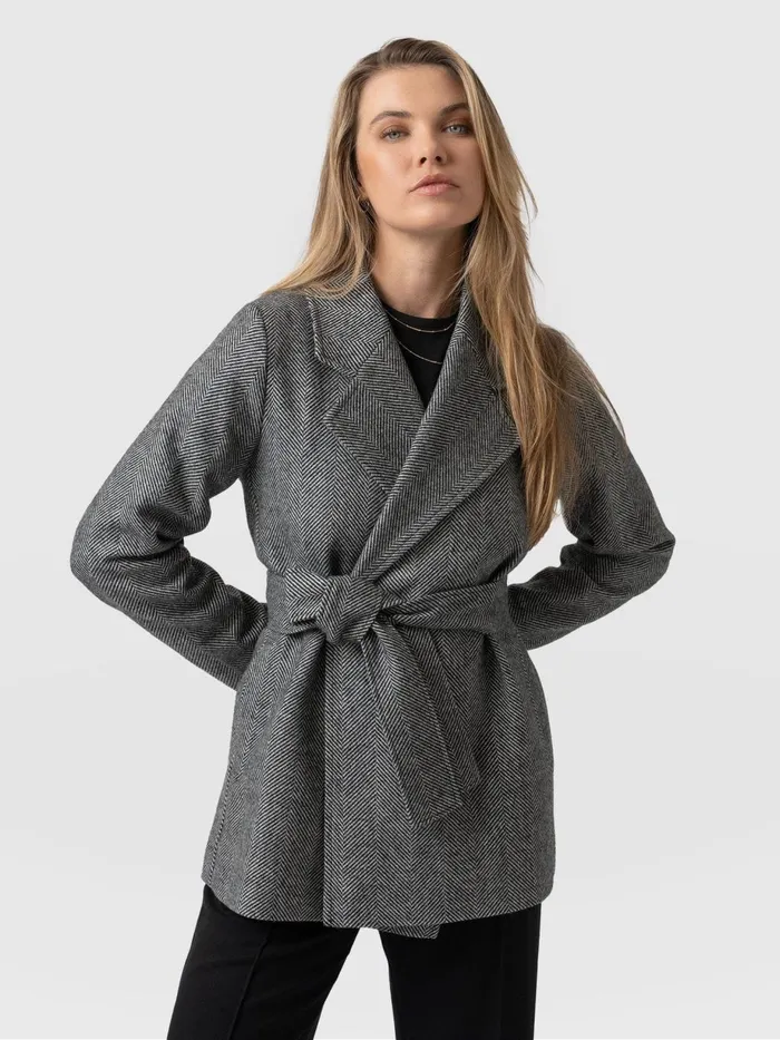 Saint And Sofia Coats and Jackets Women Audrey Wrap Coat 8211 Chevron Chevron