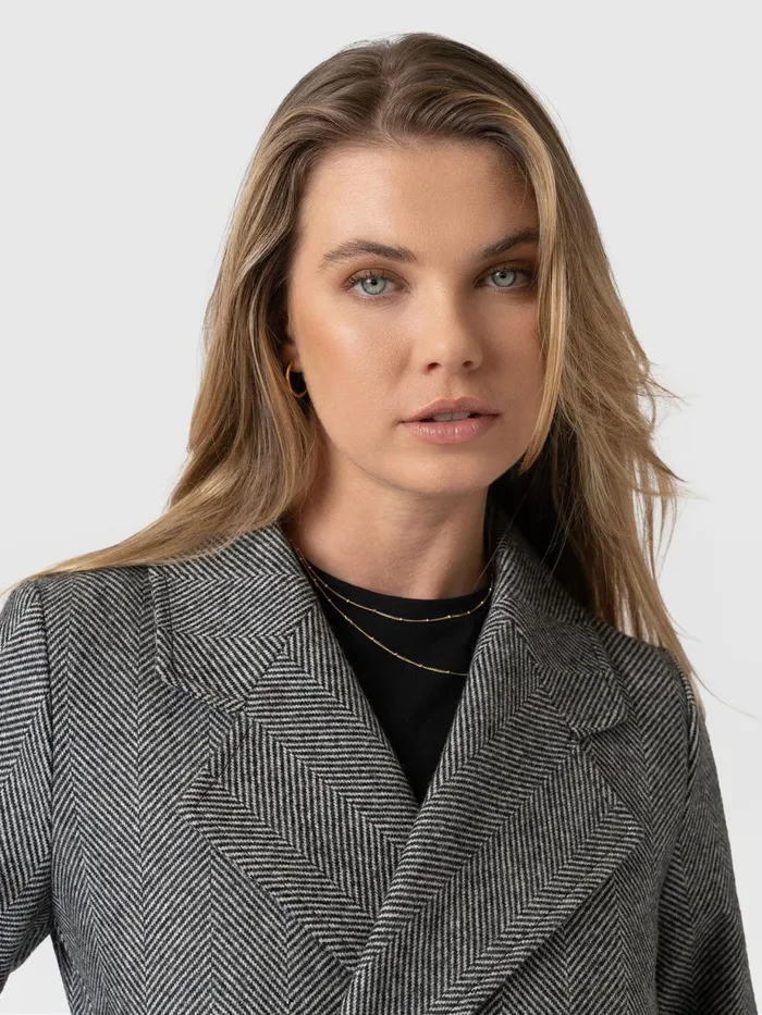 Saint And Sofia Coats and Jackets Women Audrey Wrap Coat 8211 Chevron Chevron