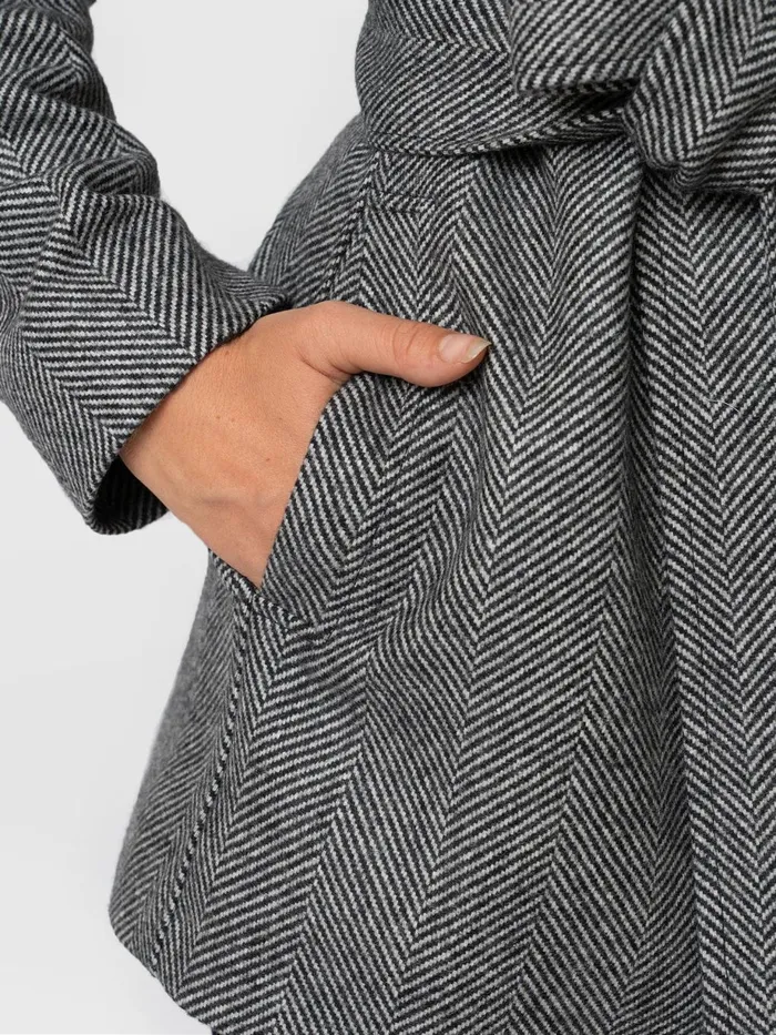 Saint And Sofia Coats and Jackets Women Audrey Wrap Coat 8211 Chevron Chevron