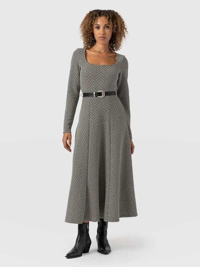 Saint And Sofia Dresses Women Darcey Flared Dress 8211 Cream Lurex Cream Lurex Saint And Sofia Dresses Women Darcey Flared Dress 8211 Cream Lurex Cream Lurex