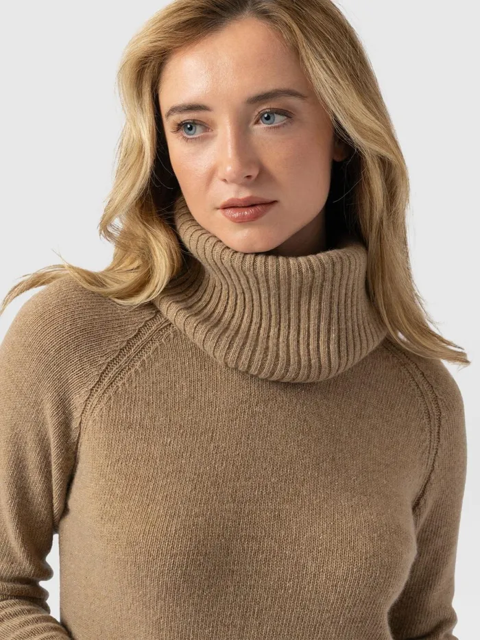Saint And Sofia Knitwear Women Cambridge Cashmere Jumper 8211 Beige Beige
