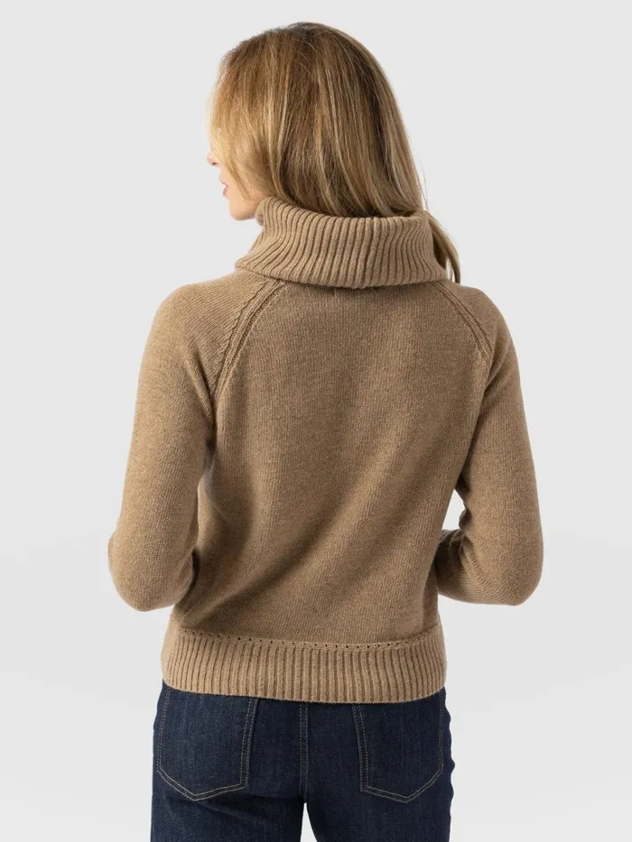 Saint And Sofia Knitwear Women Cambridge Cashmere Jumper 8211 Beige Beige
