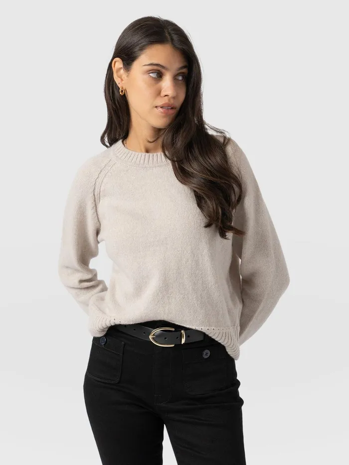 Saint And Sofia Knitwear Women Cambridge Cashmere Sweater 8211 Cream Cream