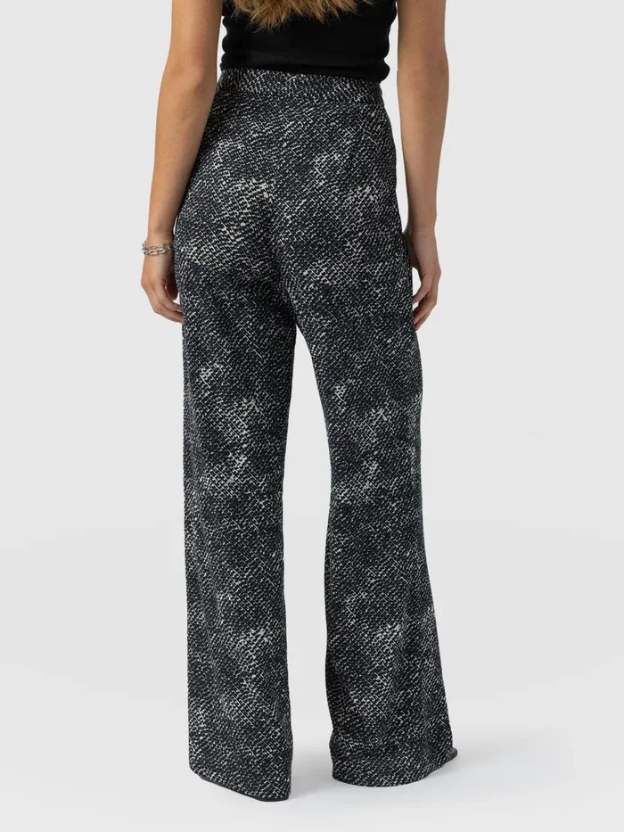 Saint And Sofia Pants Women Sawyer Pant 8211 Monochrome Gothica Monochrome Gothica