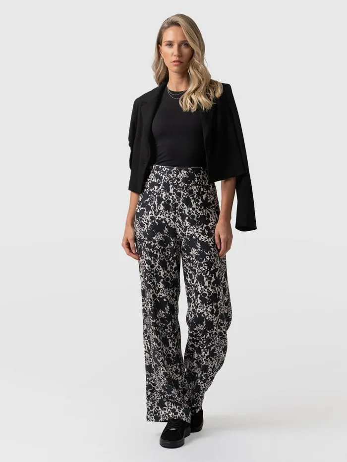 Saint And Sofia Pants Women Sienna High Waisted Pant 8211 Black Cream Floral Black Cream Floral Saint And Sofia Pants Women Sienna High Waisted Pant 8211 Black Cream Floral Black Cream Floral