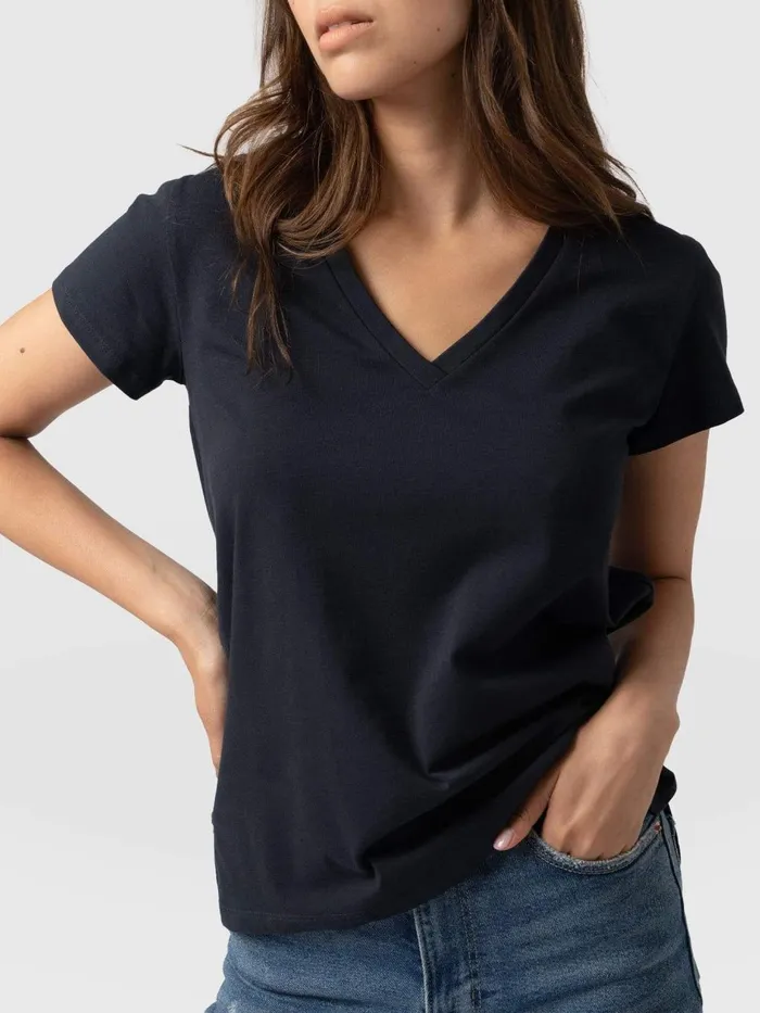 Saint And Sofia TShirts and Tanks Women Apartment Tee 8211 Navy Navy