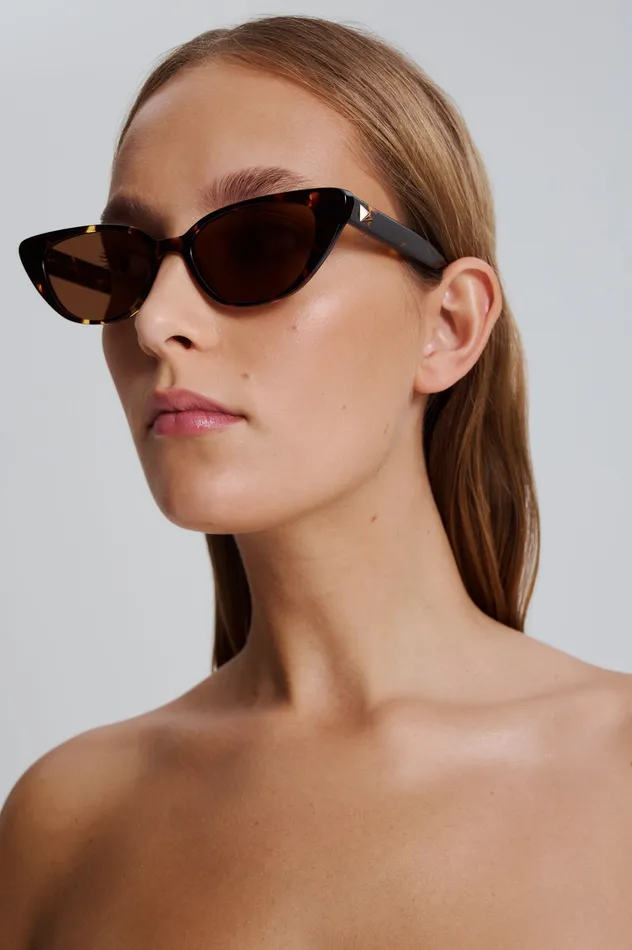 ST FELINE OVAL SUNGLASSES TORTSHELL Women Eyewear Scanlan Theodore