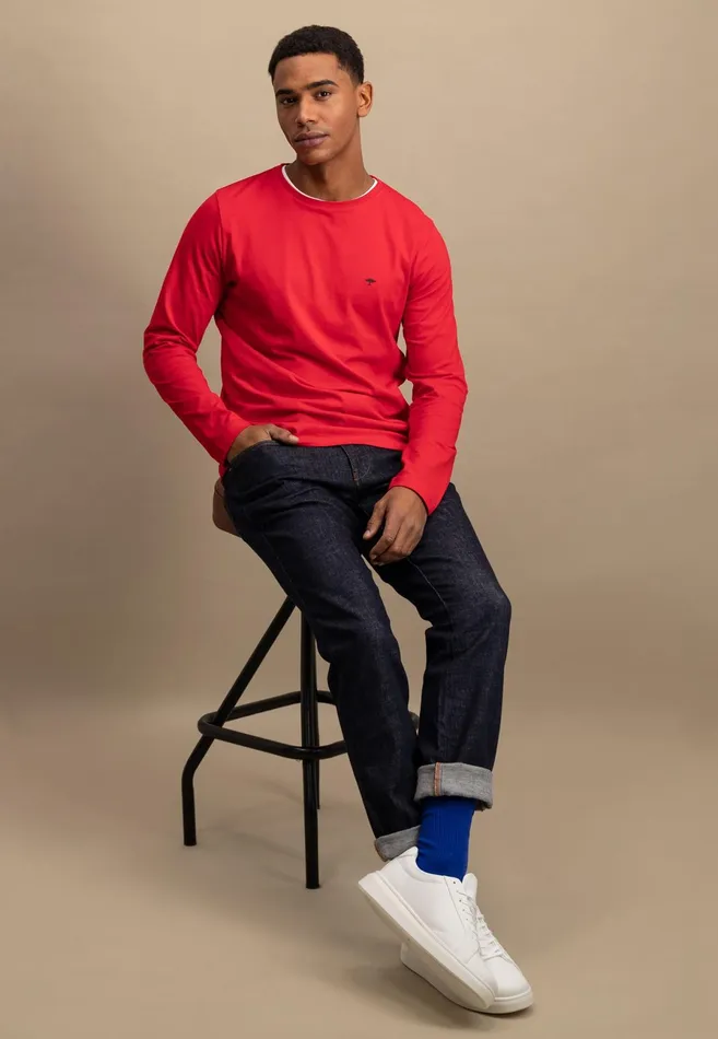 Tshirts Men FYNCHHATTON Long sleeved Shirt With A Round Neckline Navymidnightasphaltpoppy Redblackstrong Bluewhite