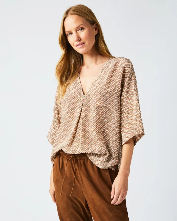 Tops Women Billy Reid V Pleat Blouse Creambrown