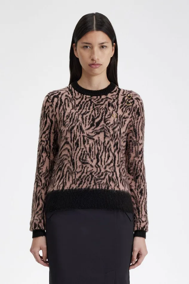 Women Amy Winehouse FoundationZebra Jumper Dusty Rose Pink Fred Perry Knitwear Women Amy Winehouse FoundationZebra Jumper Dusty Rose Pink Fred Perry Knitwear